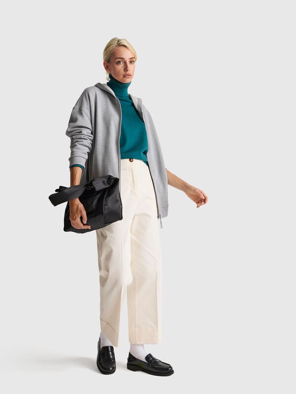Pantalones rectos con puños Pantalones rectos con puños Mujer