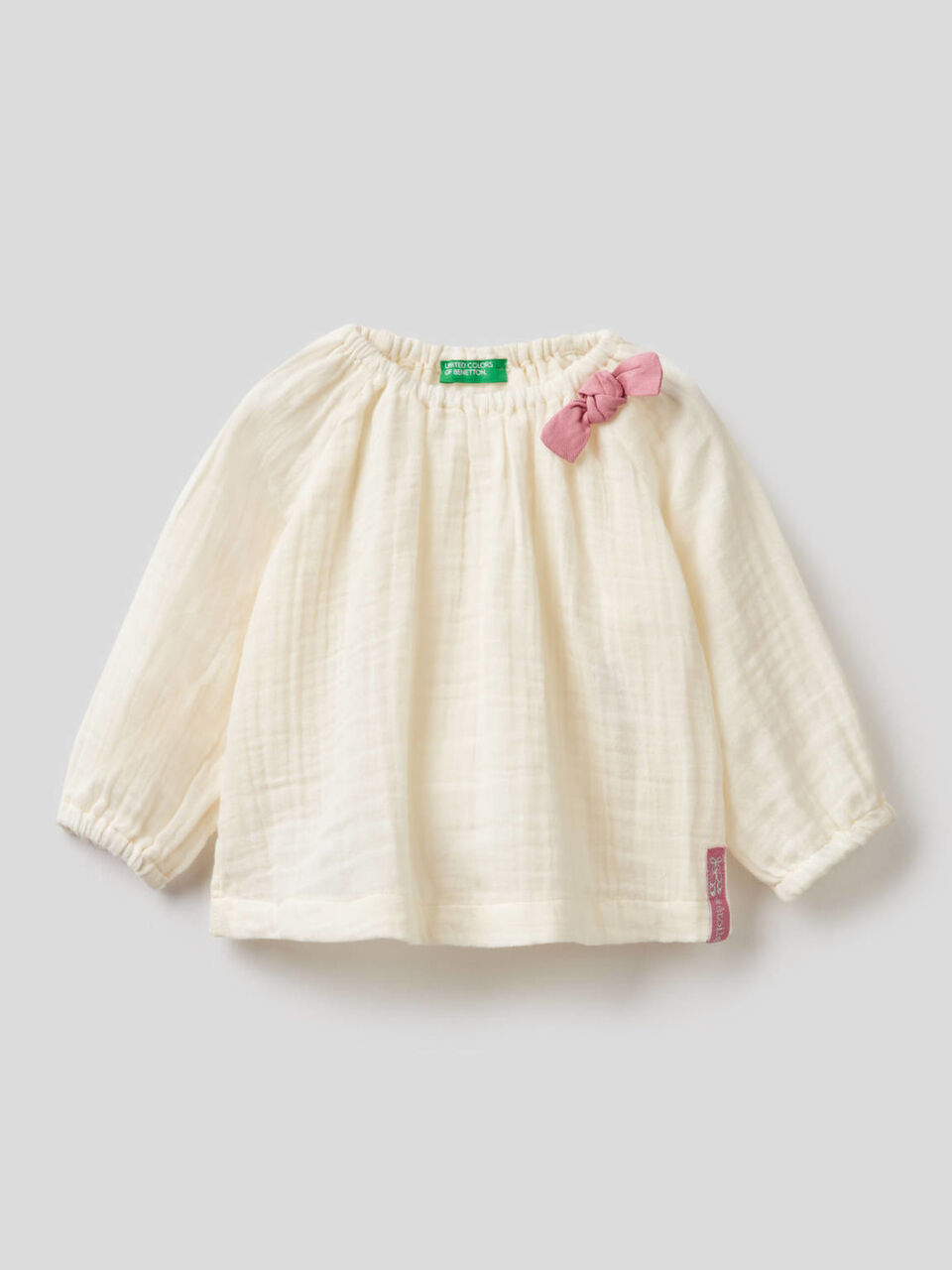 Blusa amplia con lacito image number 1
