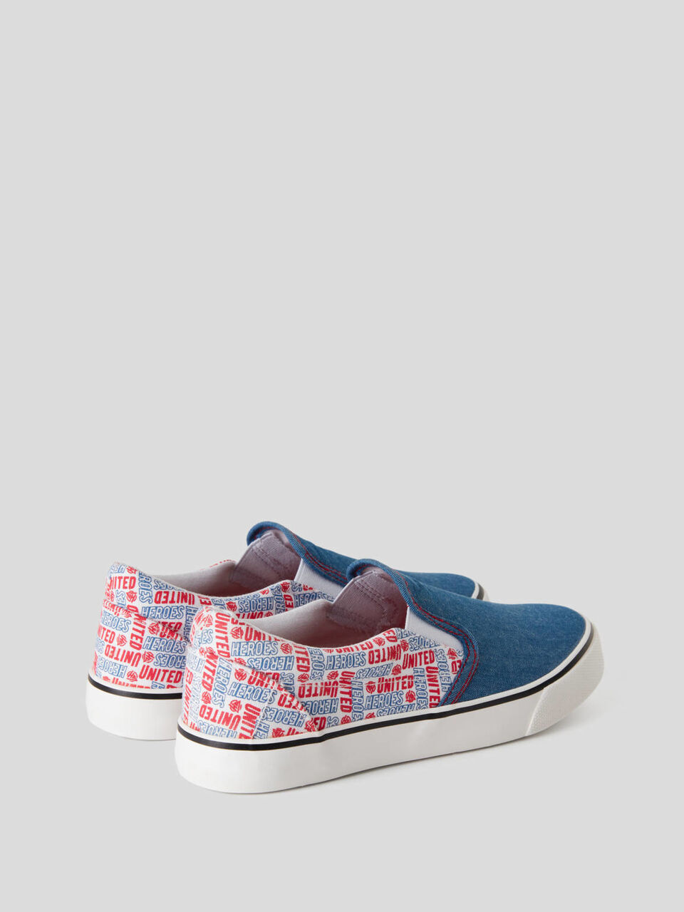 Sneakers de estilo skater de tela image number 2