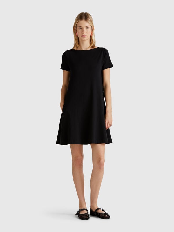 Vestido corto evasé Mujer