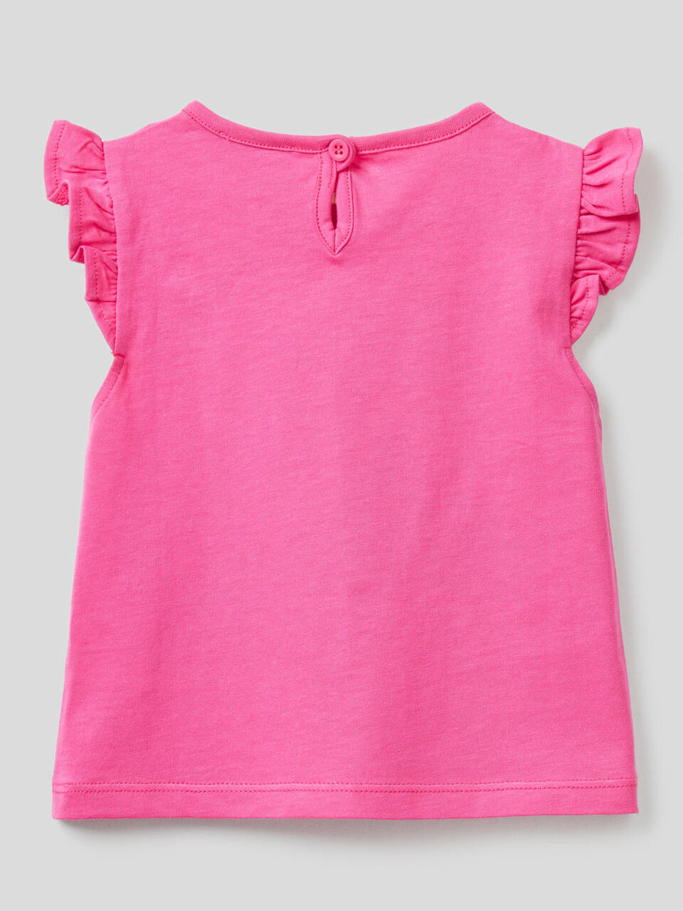Conjunto de camiseta y bermudas image number 2