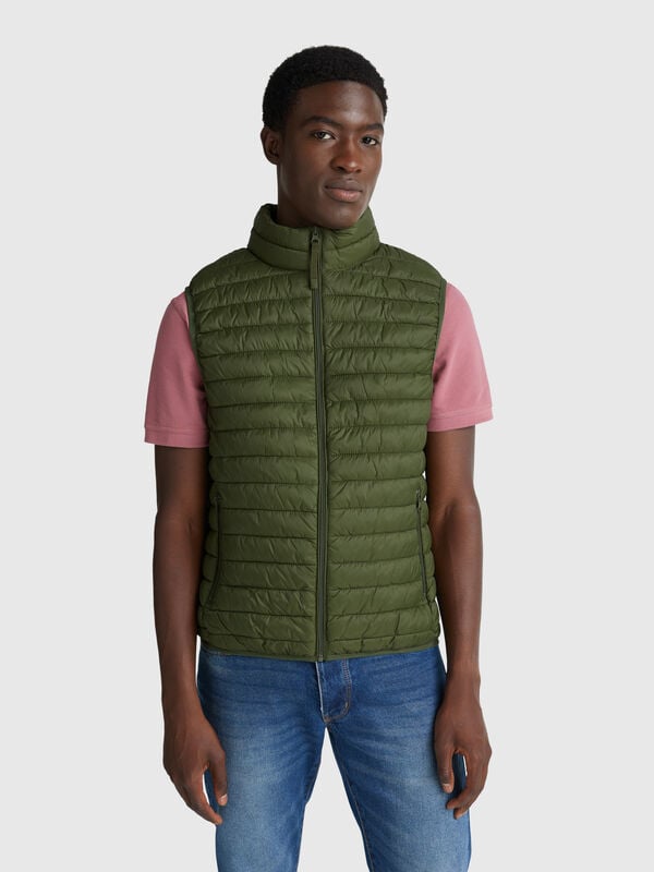 Chaqueta acolchada sin mangas de corte regular Hombre