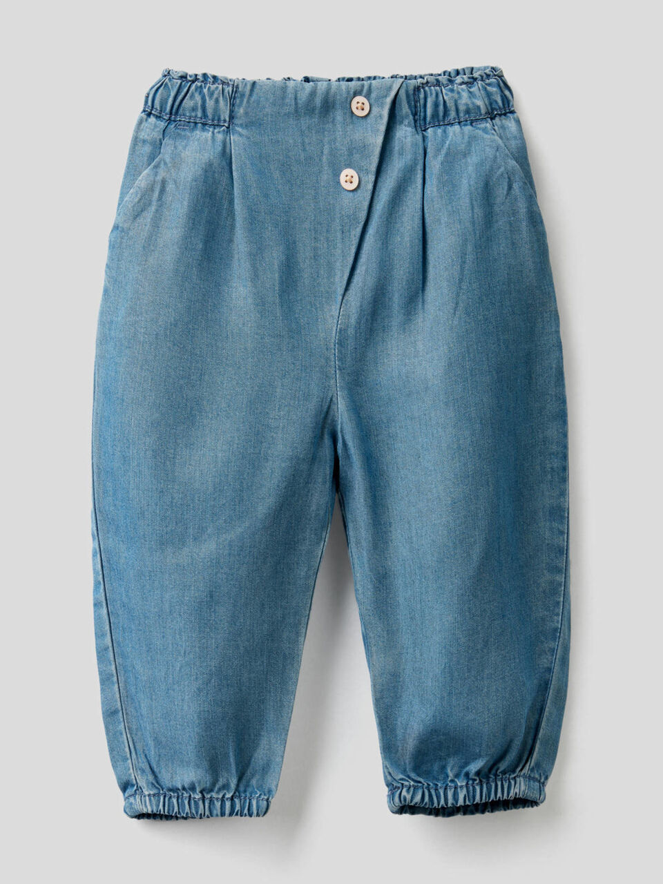 Pantalón con cintura fruncida image number 1