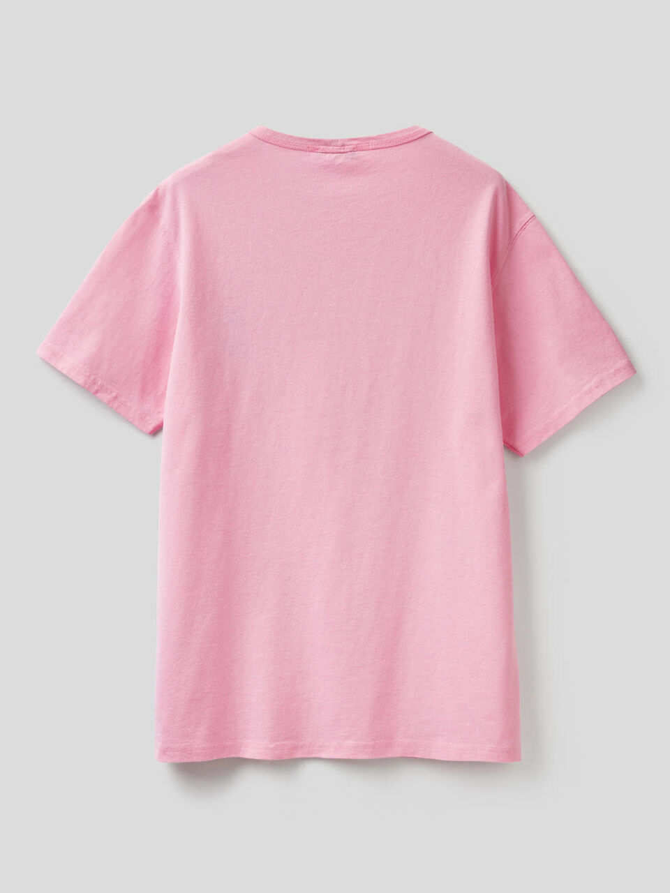 Camiseta de 100% algodón con bordado image number 2