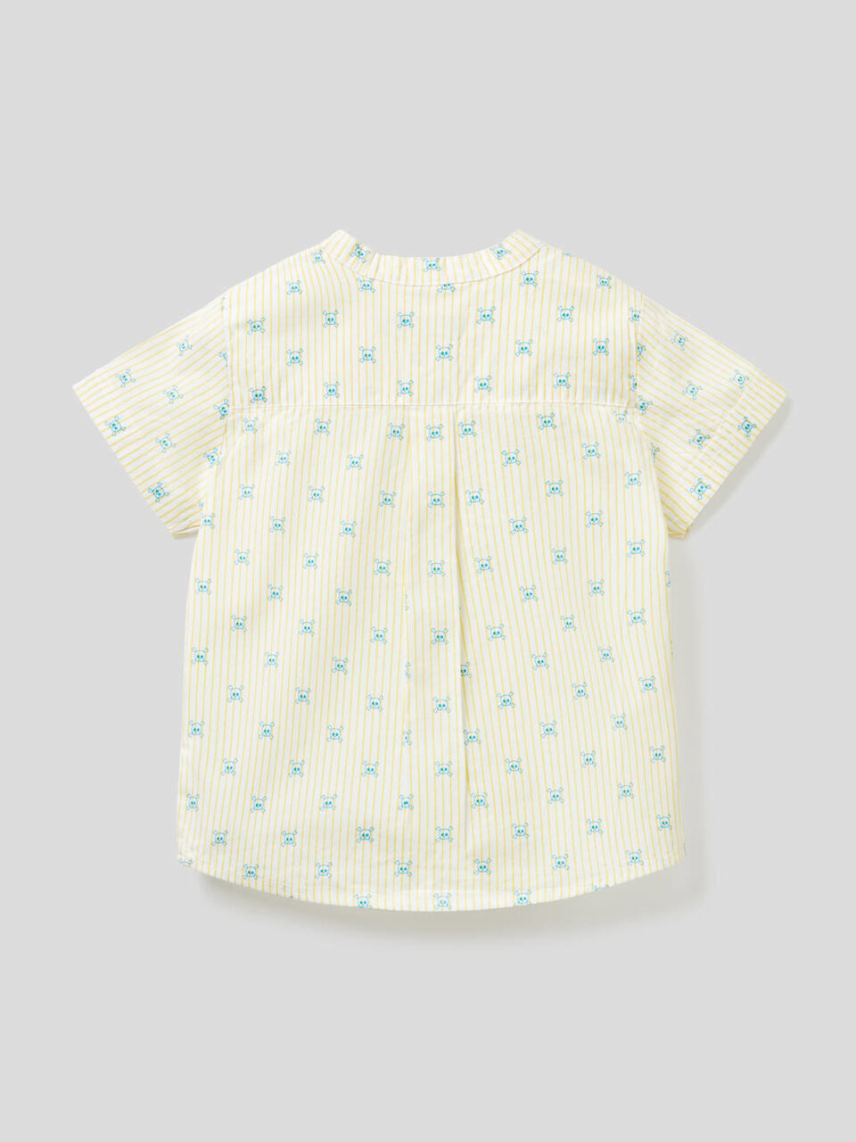 Camisa con estampado de calaveras image number 2