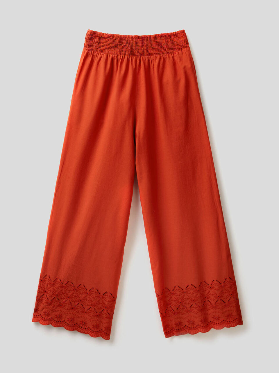 Pantalón con bordados image number 2