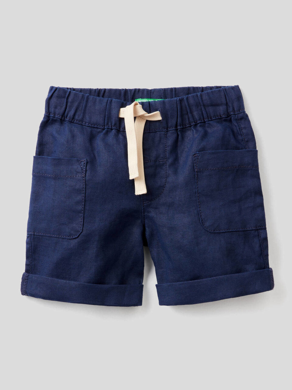 Pantalón corto con cordón de ajuste image number 1