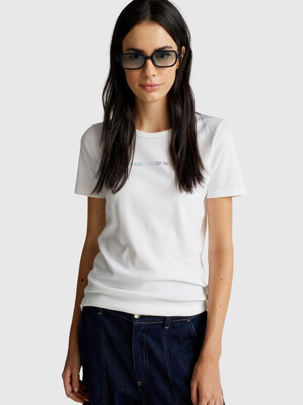 Camiseta 100% algodón con estampado de logotipo con purpurina. Mujer