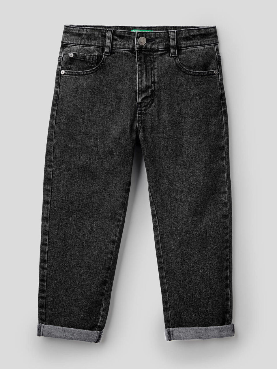 Vaqueros en denim elástico de corte zanahoria image number 1
