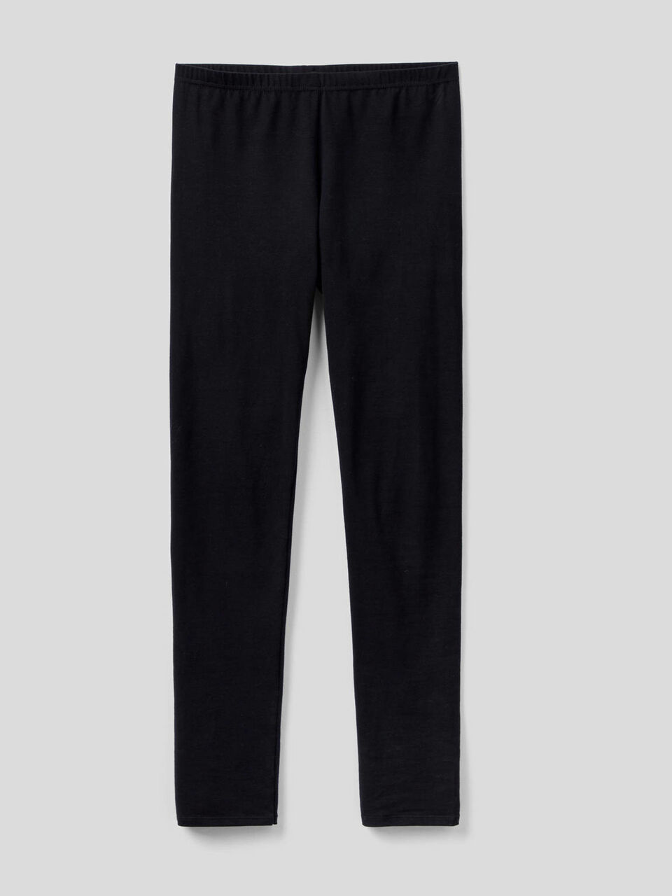 Leggings negros elásticos image number 1