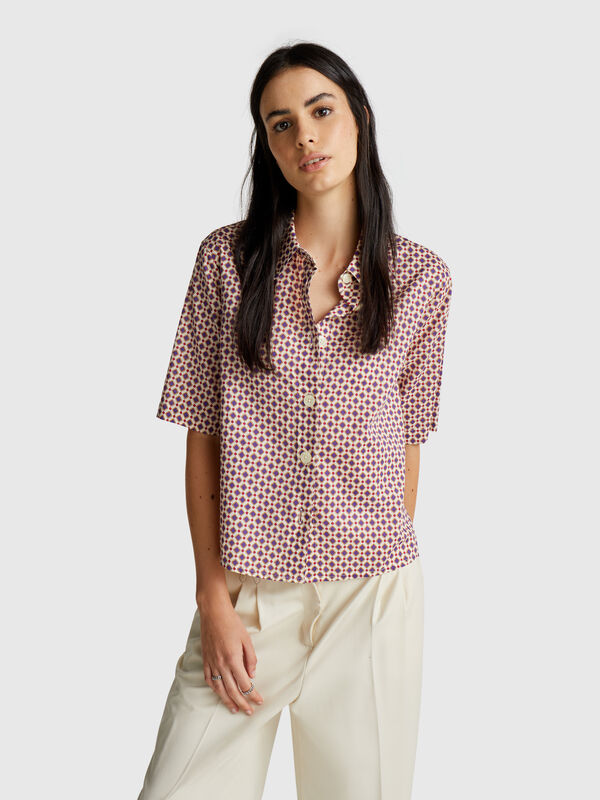 Camisa estampada de manga corta Mujer