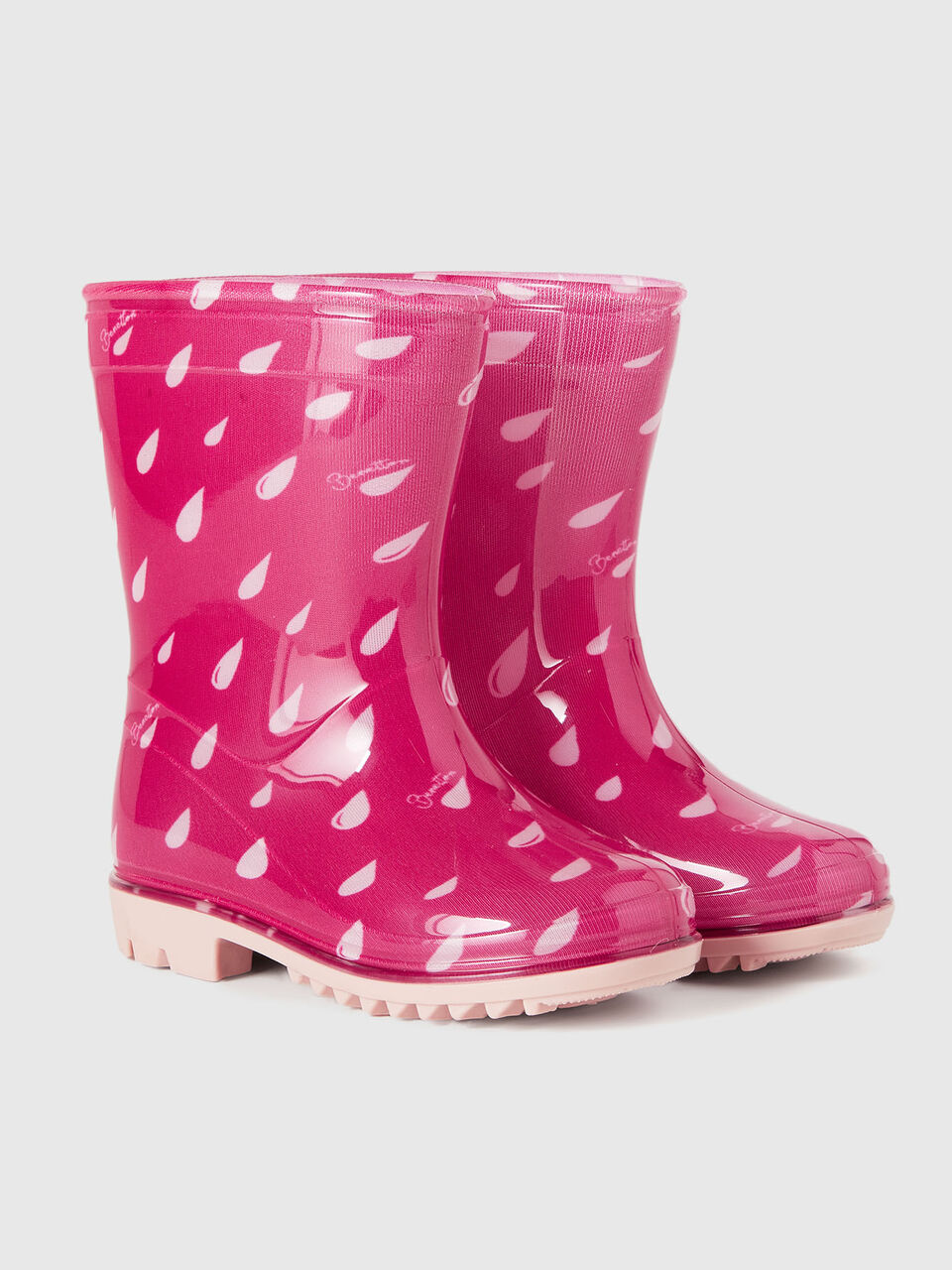 BOOT Niño image number null