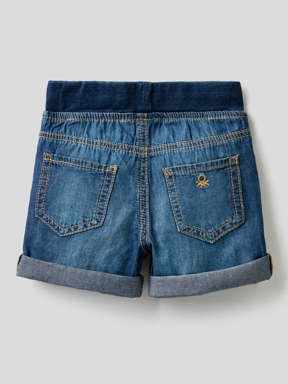 Bermudas con efecto vaquero y cintura elástica image number 2