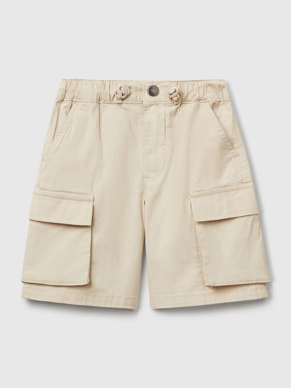 Pantalón corto de paracaídas de algodón elástico. Niño