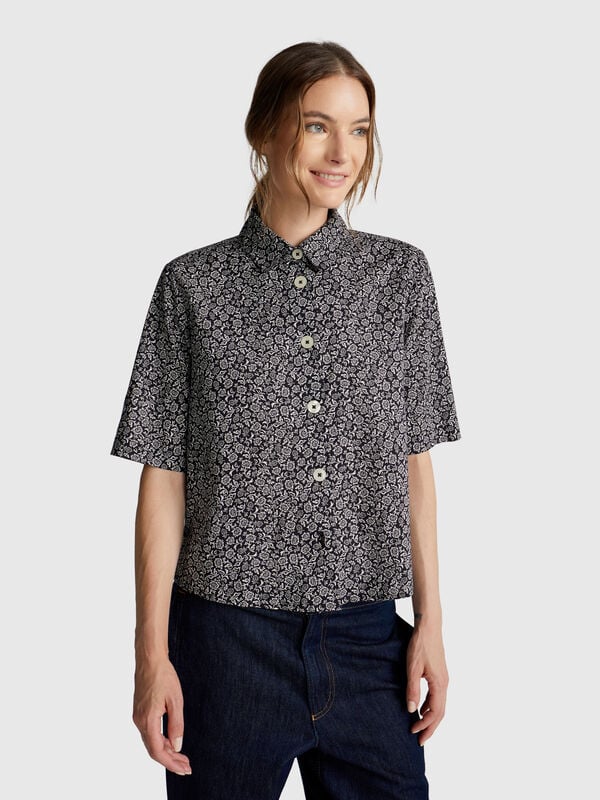 Camisa estampada de manga corta Mujer