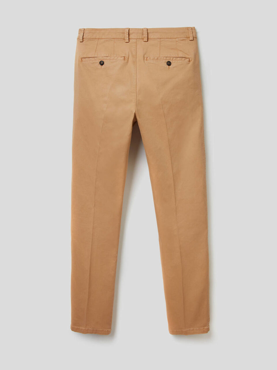 Chinos slim fit de algodón elástico image number 2