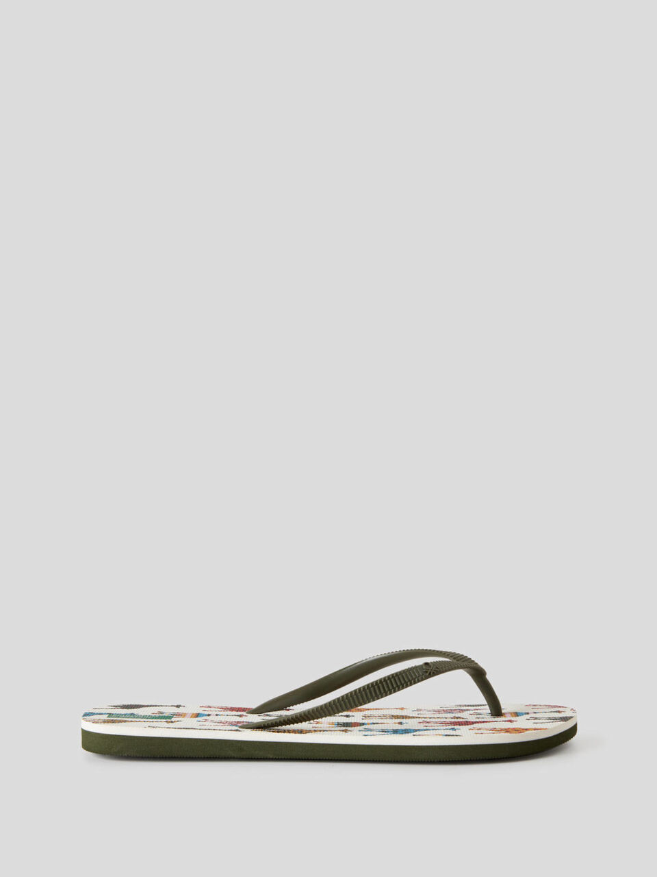Sandalias de dedo estampadas image number 1