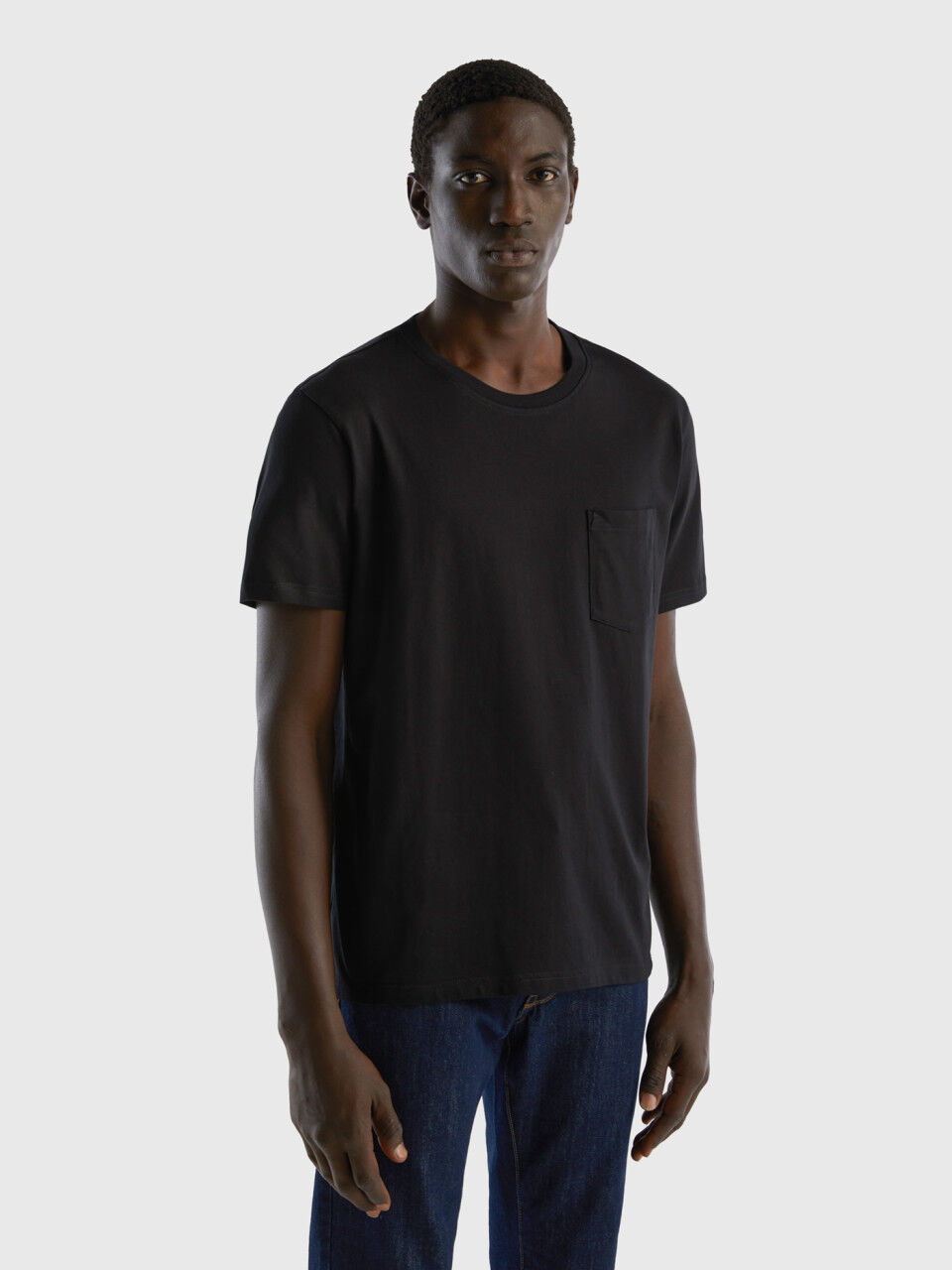 Camiseta con bolsillo hombre on sale