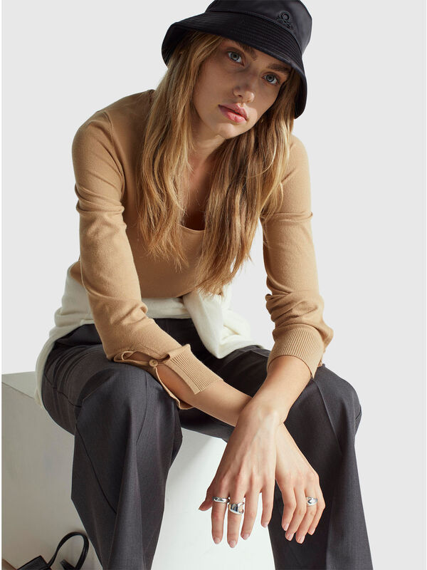 Suéter de cuello cuadrado Mujer