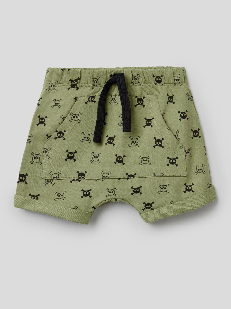 Shorts con maxibolsillo image number 1