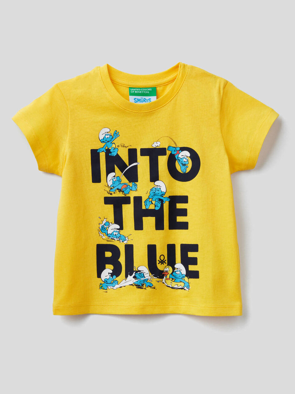 Camiseta con estampado de pitufos image number 1