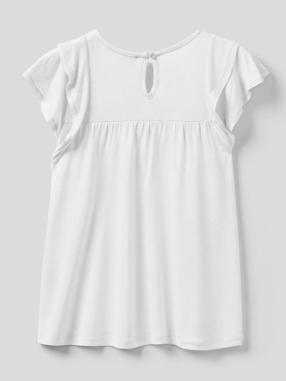 Camiseta con volantes en las mangas image number null