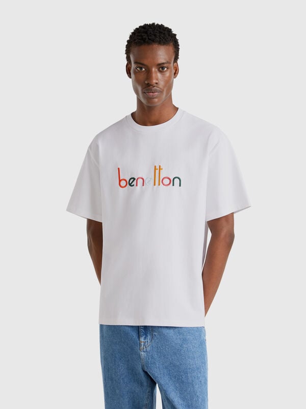 Camiseta over fit con logo bordado Hombre