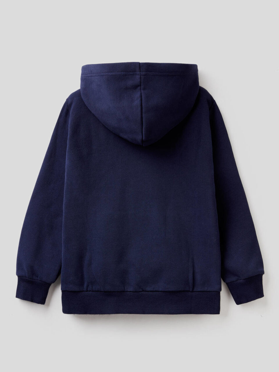 Sudadera con capucha y maxibolsillo image number 2