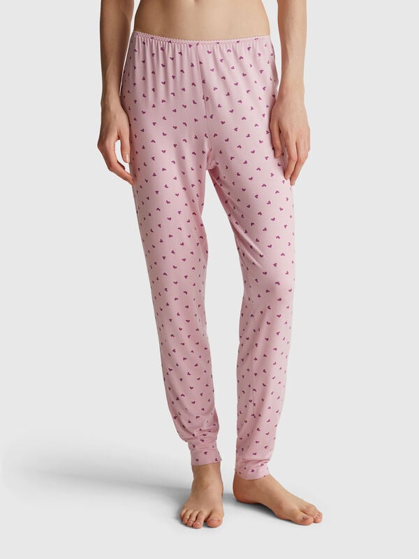 Pantalón rosa con estampado de corazones Mujer