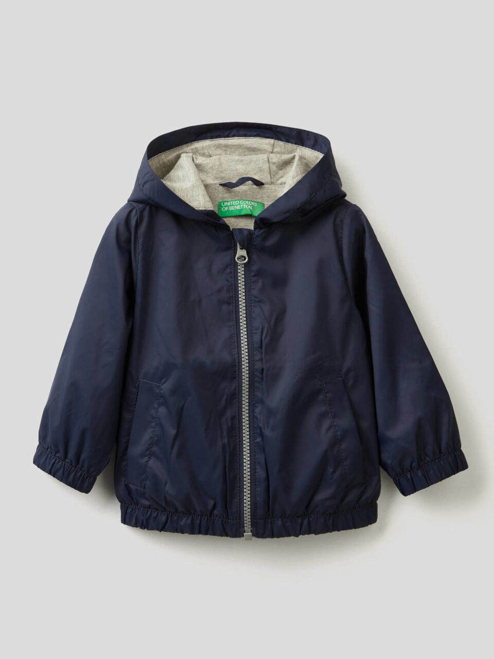 Cazadora Rain Defender con capucha image number 1