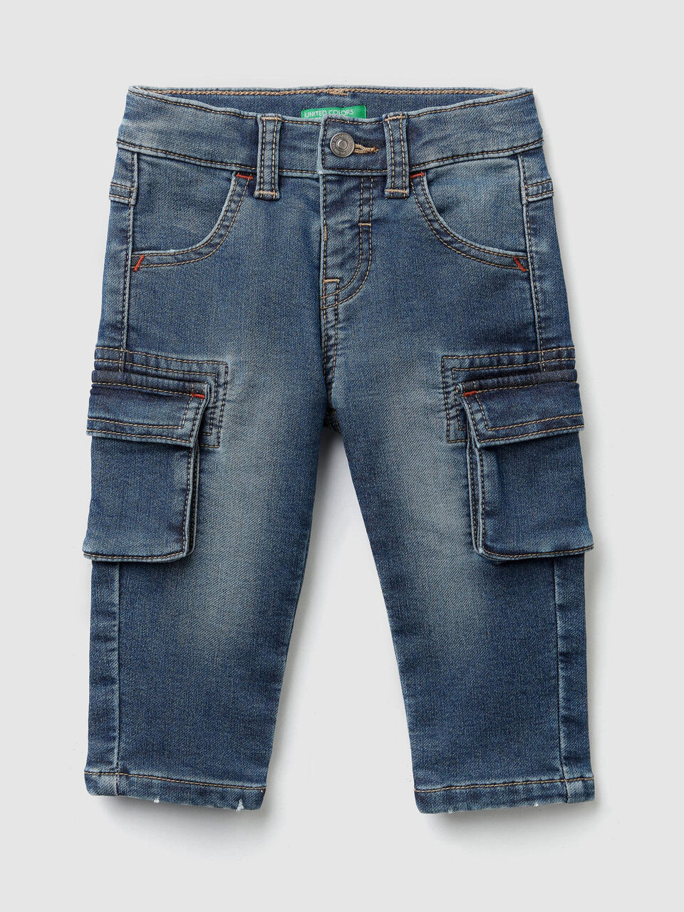 Vaqueros cargo de denim térmico image number 1