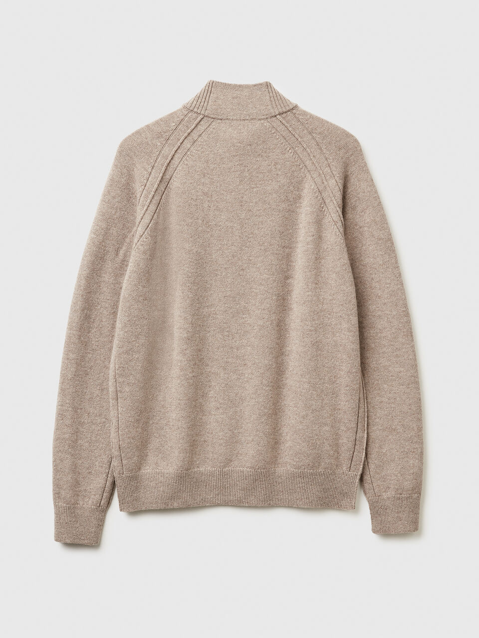 TURTLE NECK SWEATER Hombre image number null