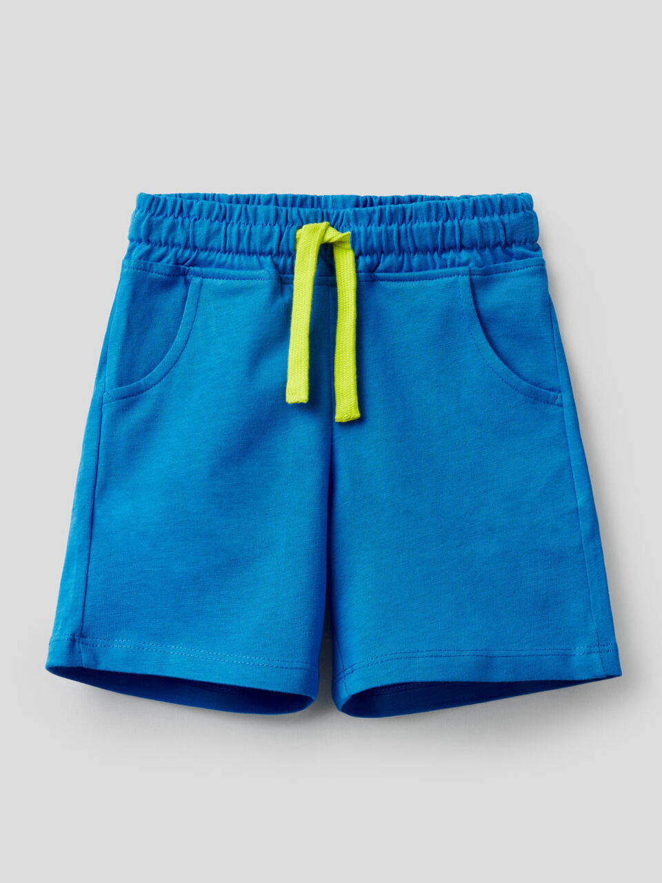 Pantalón corto de 100% algodón image number 1