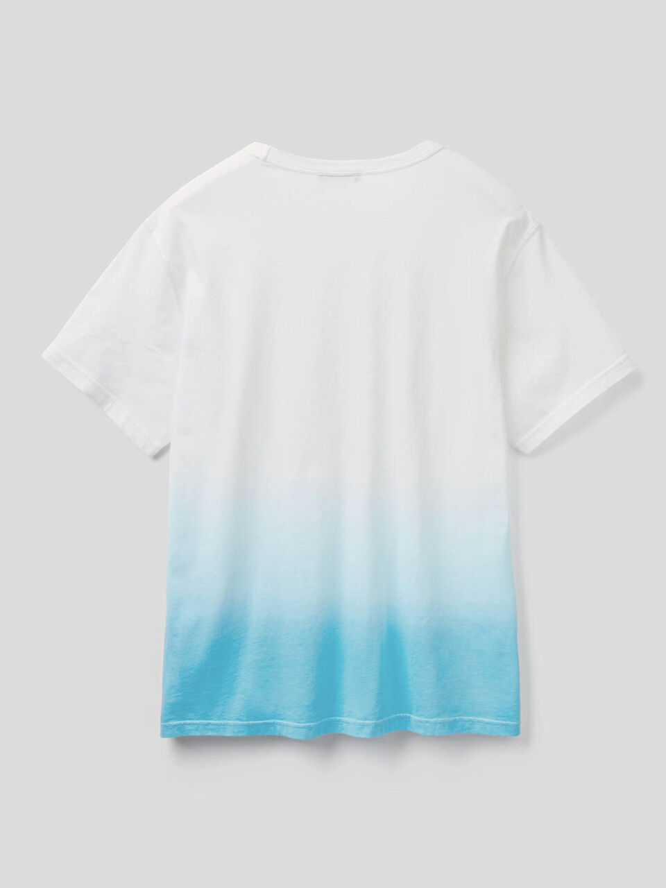 Camiseta de 100 % algodón con efecto degradado image number 2