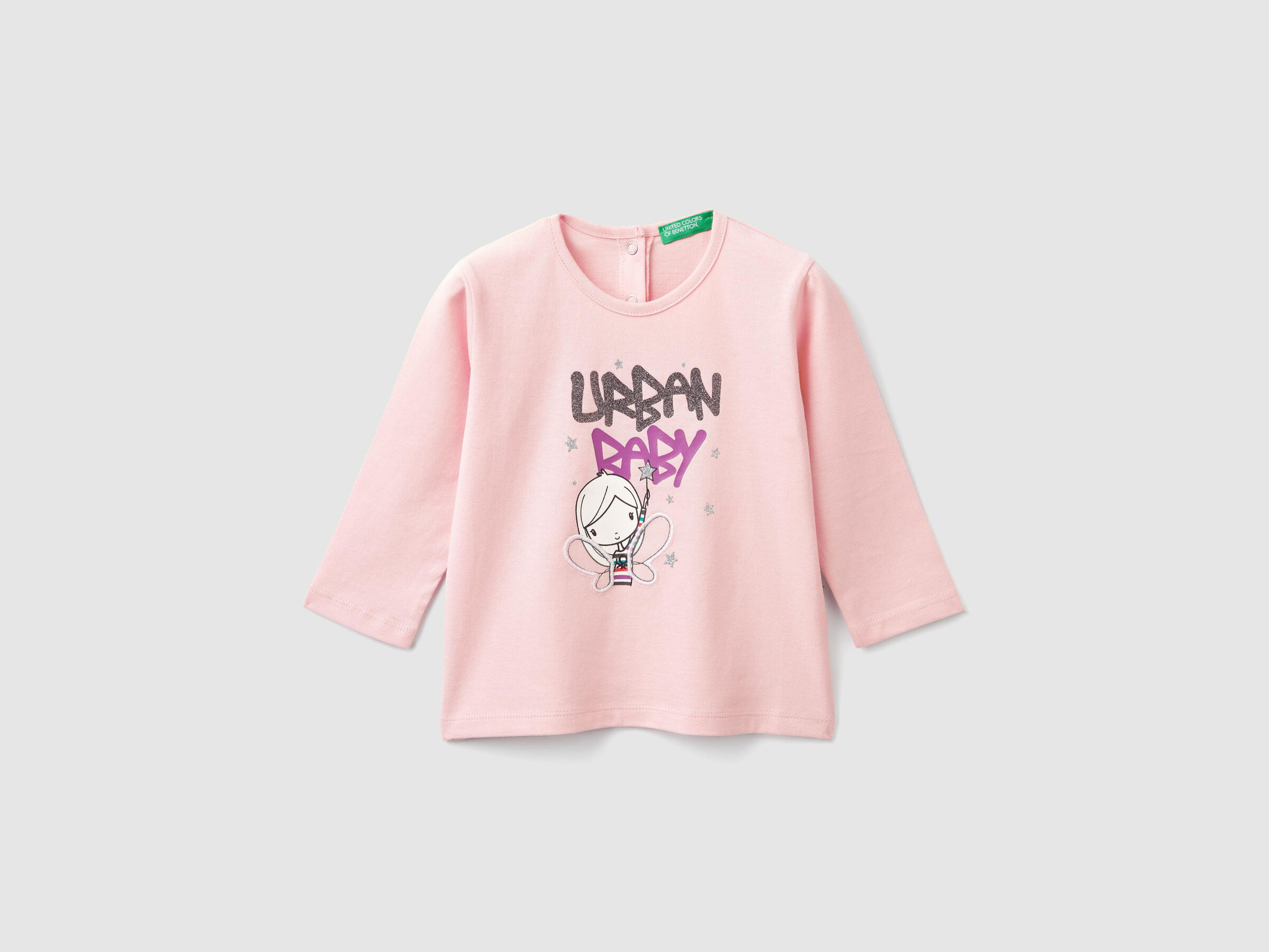 Camiseta con estampado y bordado image number null