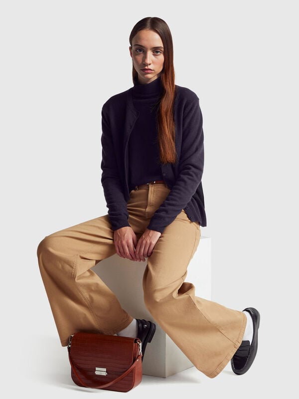Suéter negro de cuello alto en pura lana merino Mujer