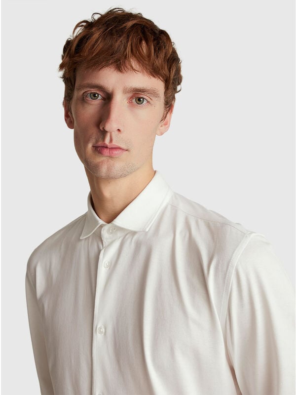 Camisa de corte entallado Camisa de corte entallado Hombre