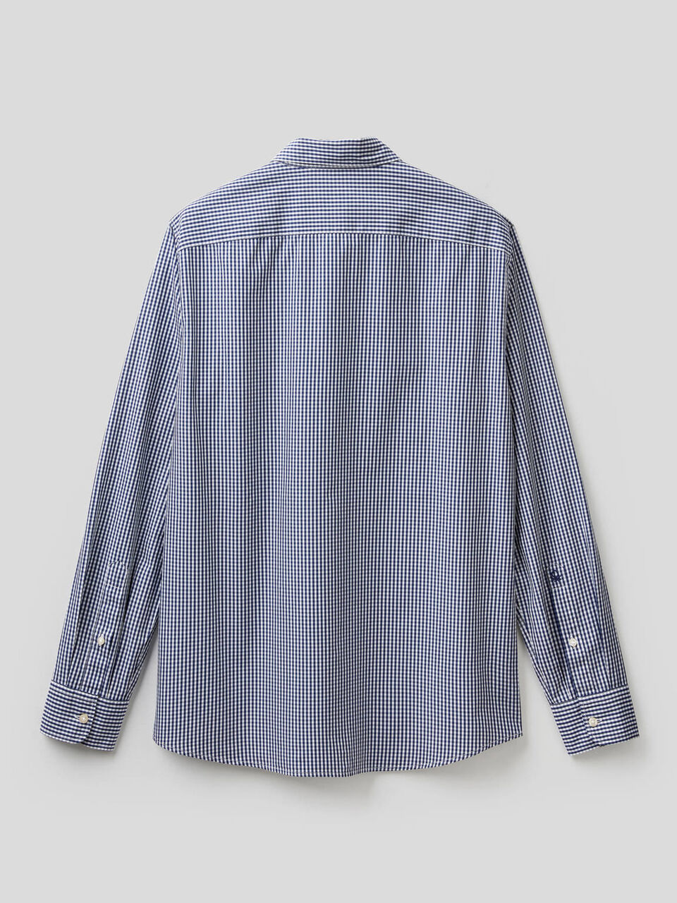 Camisa slim fit de algodón teñida en hilo image number 2