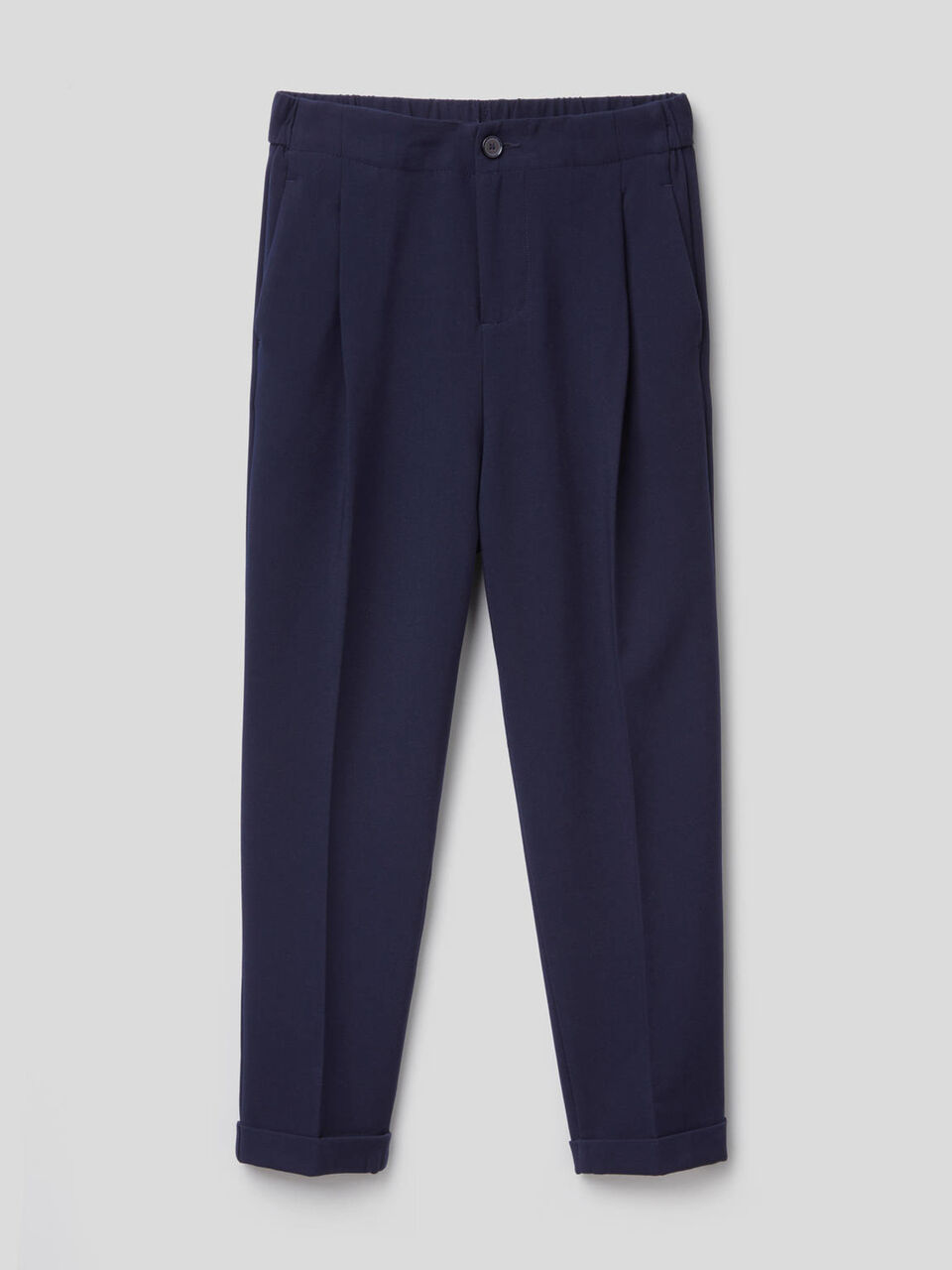 Pantalón con raya central image number 1