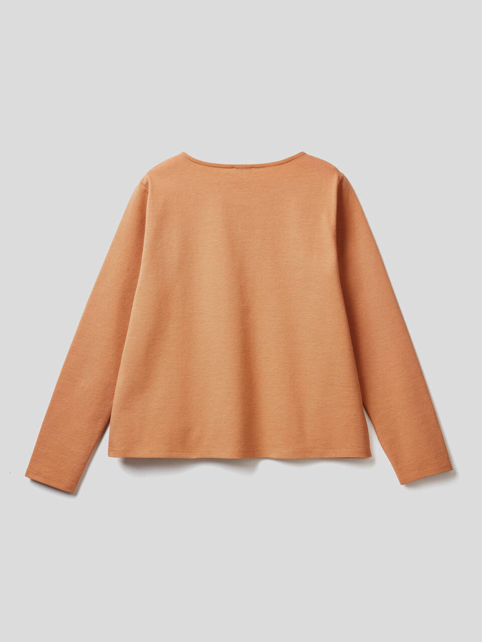 Sudadera boxy con maxibolsillos image number 2