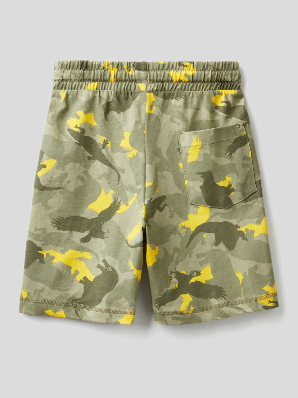 Bermudas con estampado de camuflaje safari image number null