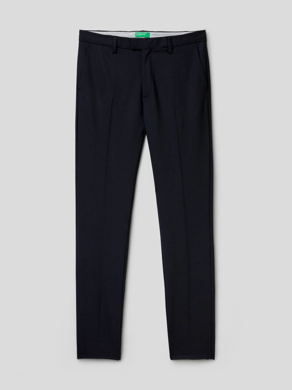 Pantalón ceñido de lana fría image number 1