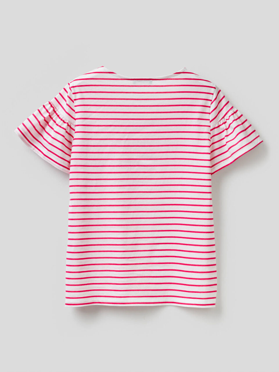 Camiseta de rayas con manga fruncida image number 2