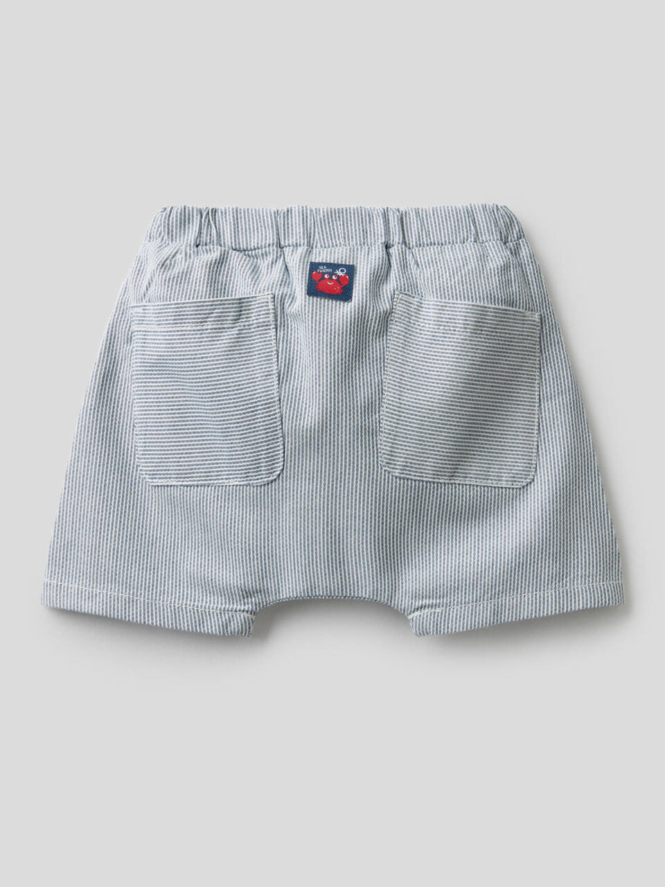 Pantalón corto de rayas de 100% algodón image number 2