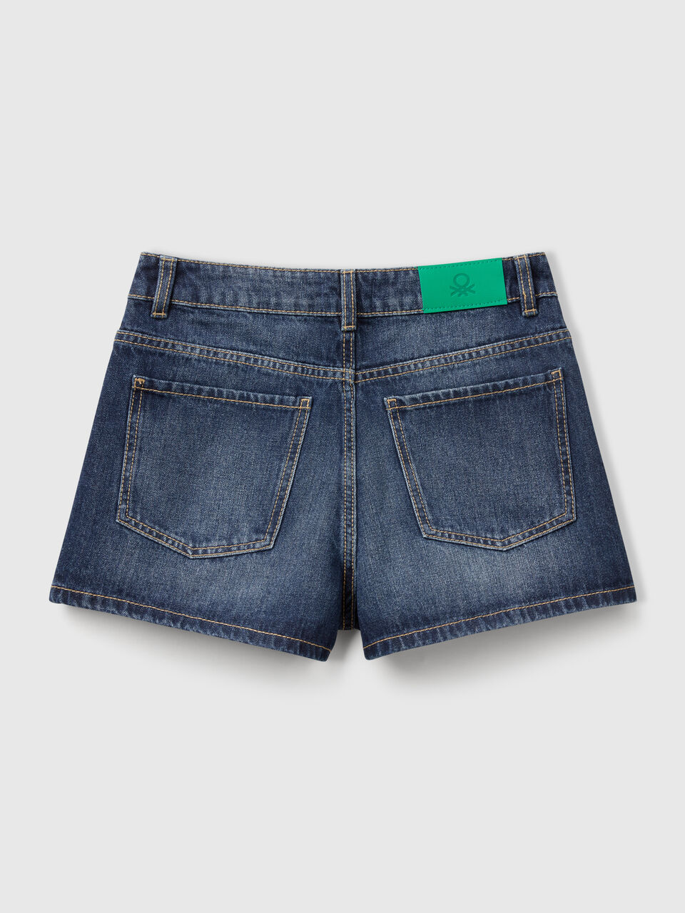 SHORTS Mujer image number 2