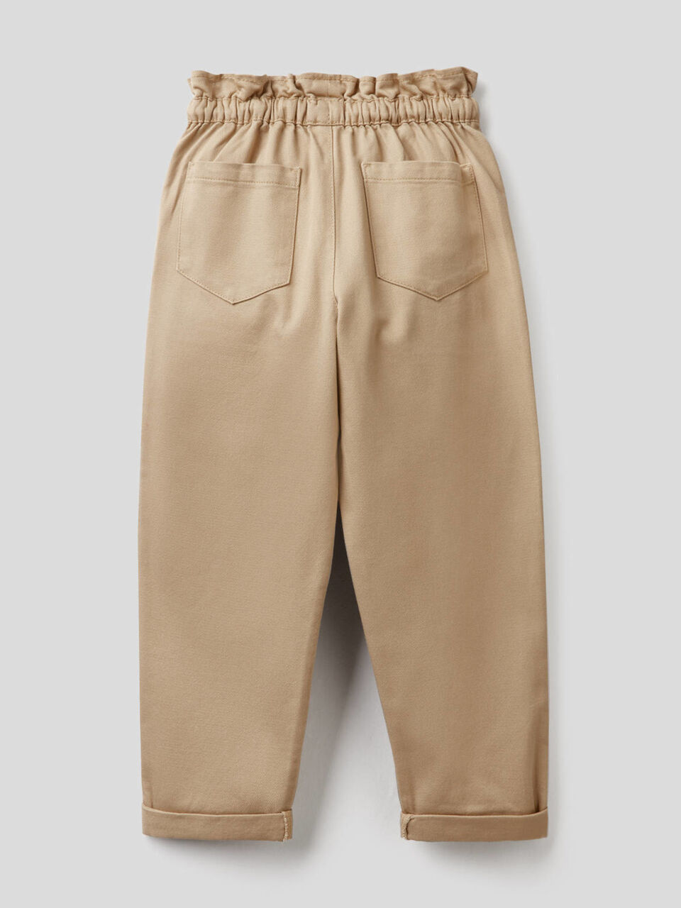 Pantalón con maxibolsillos image number 2