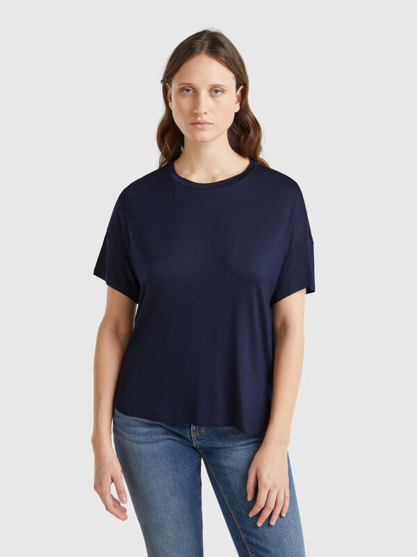 Camiseta slim fit de viscosa elástica Mujer