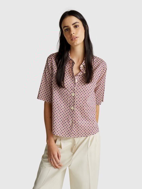 Camisa estampada de manga corta Mujer