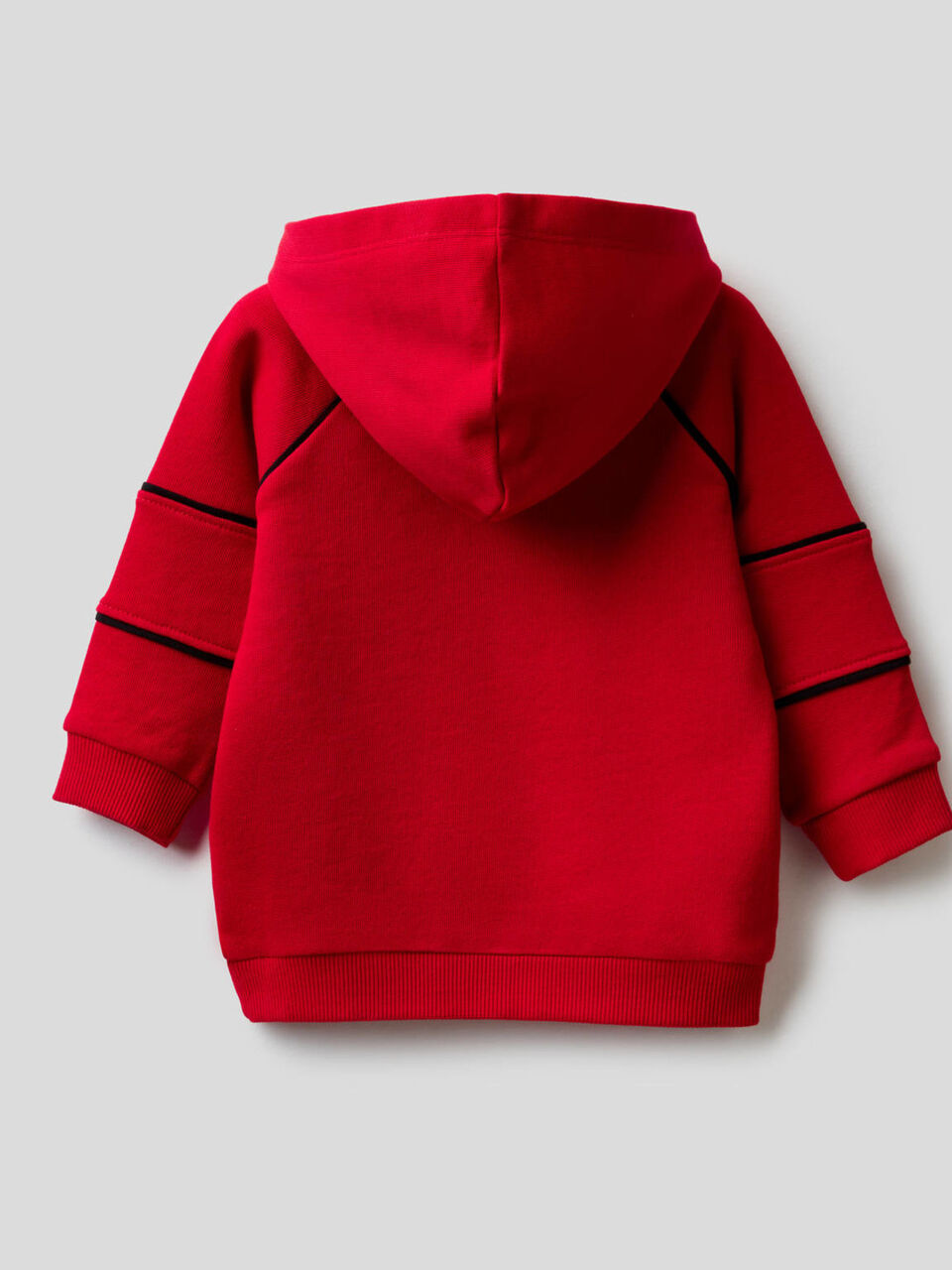 Sudadera con capucha y bordado 3D image number 2