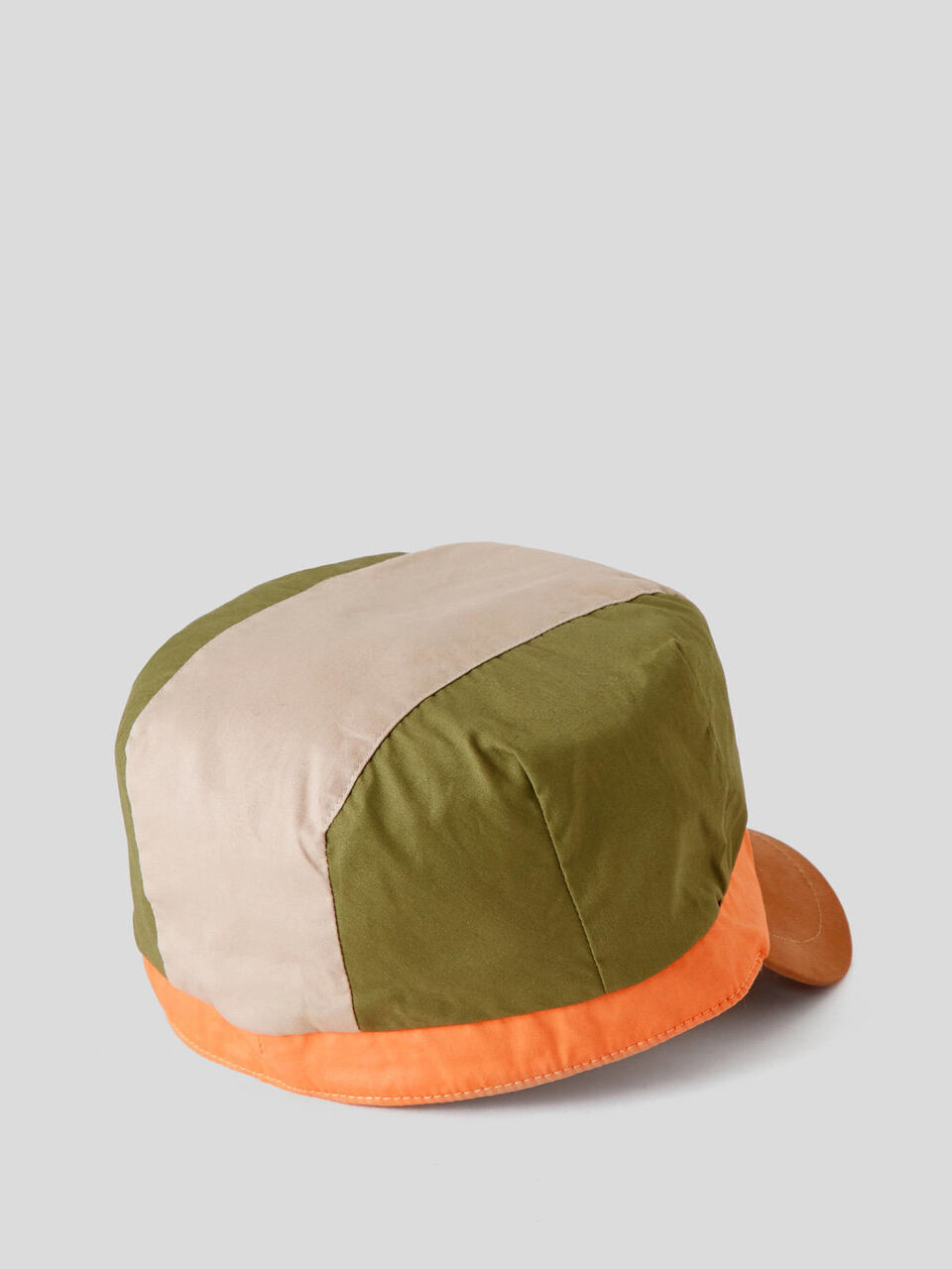 Gorra color block image number 2